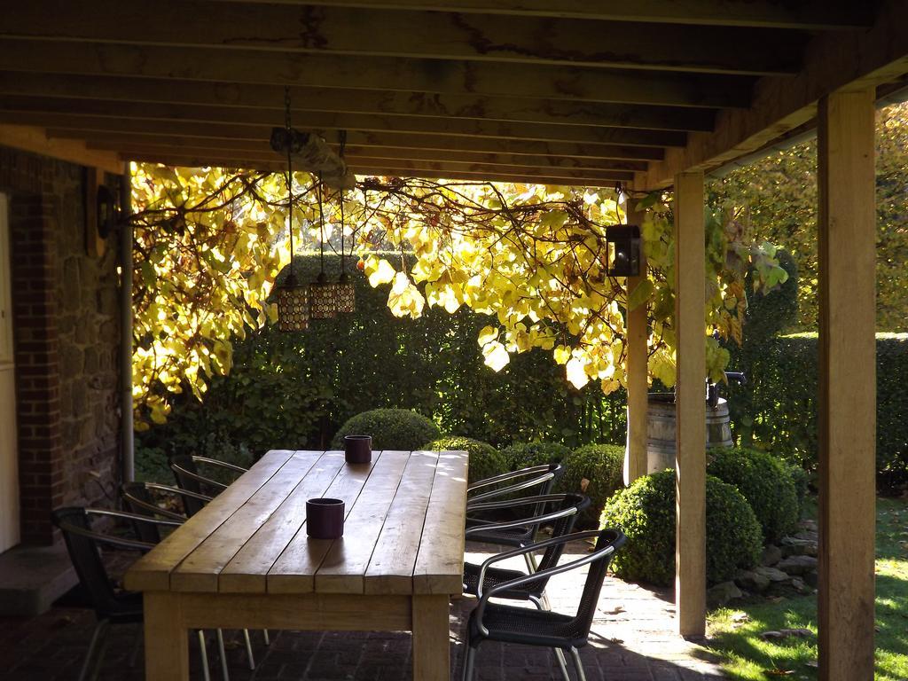 B&B Le Secret Du Bois Bourseigne-Vieille Экстерьер фото